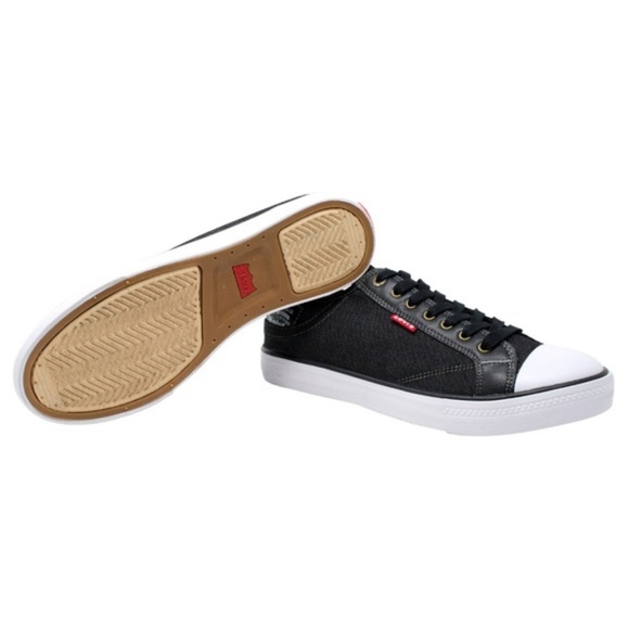 NWT Levi's Men's Stan Buck C Black Canvas Sneaker - Picture 3 of 5